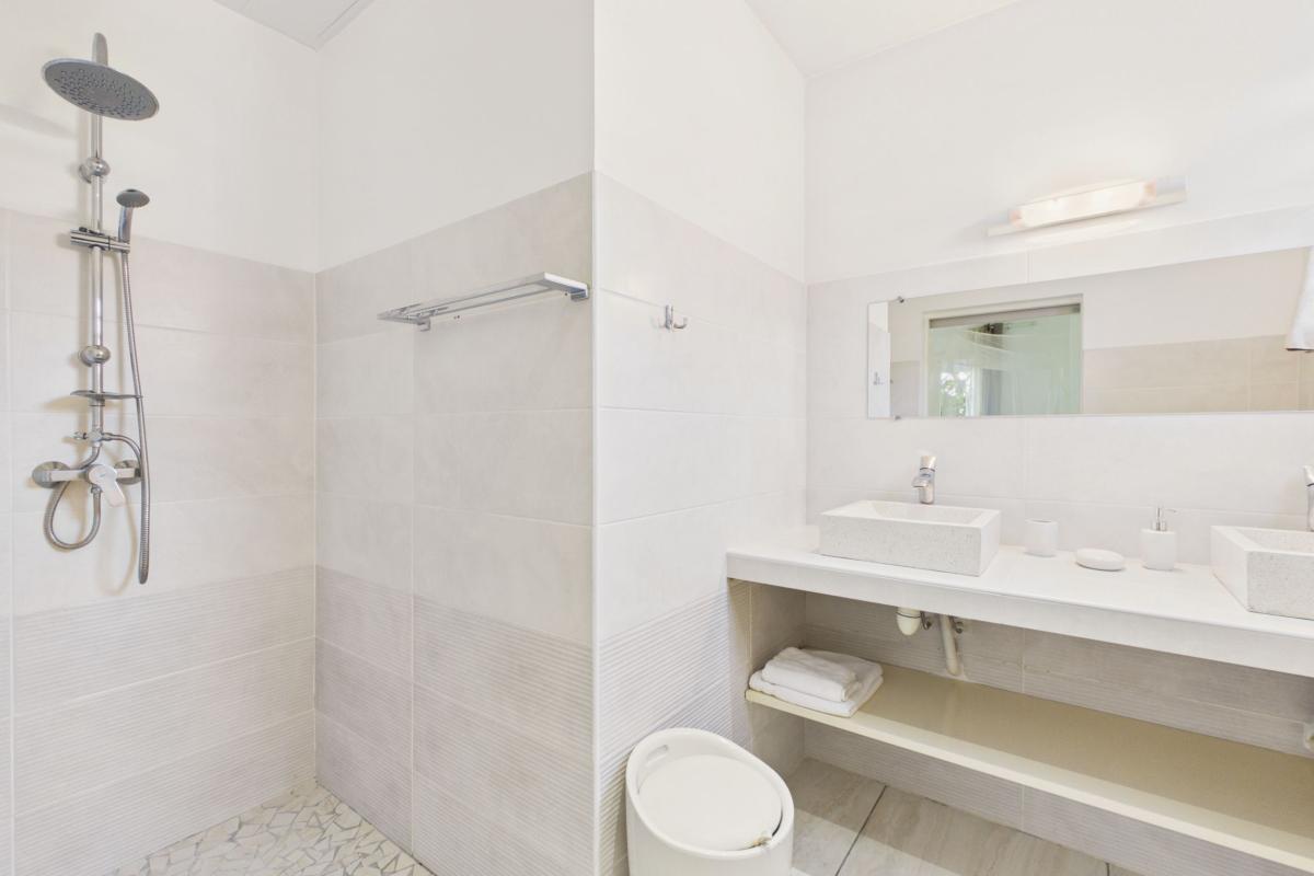 Location sainte luce 10 personnes 5 chambres -rdc sdb 2